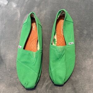 Toms Vibrant Green Canvas Slip-Ons